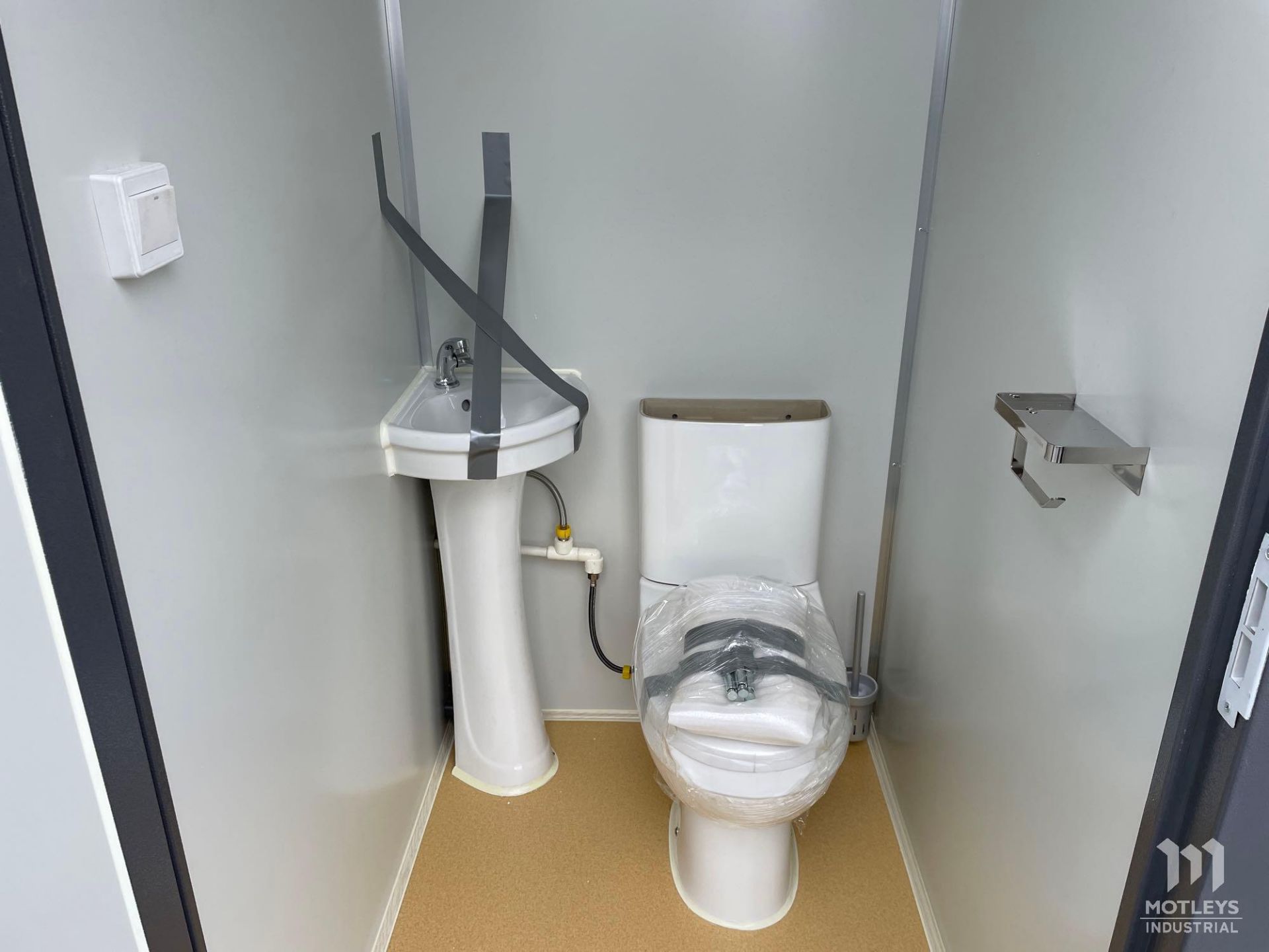 2023 Bastone 110V Portable Double Stall Toilets - Image 7 of 10