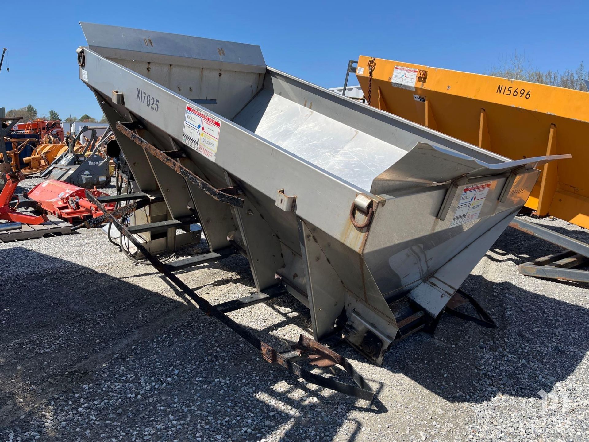 2002 Swenson EV150 10' Hydraulic Abrasive Spreader