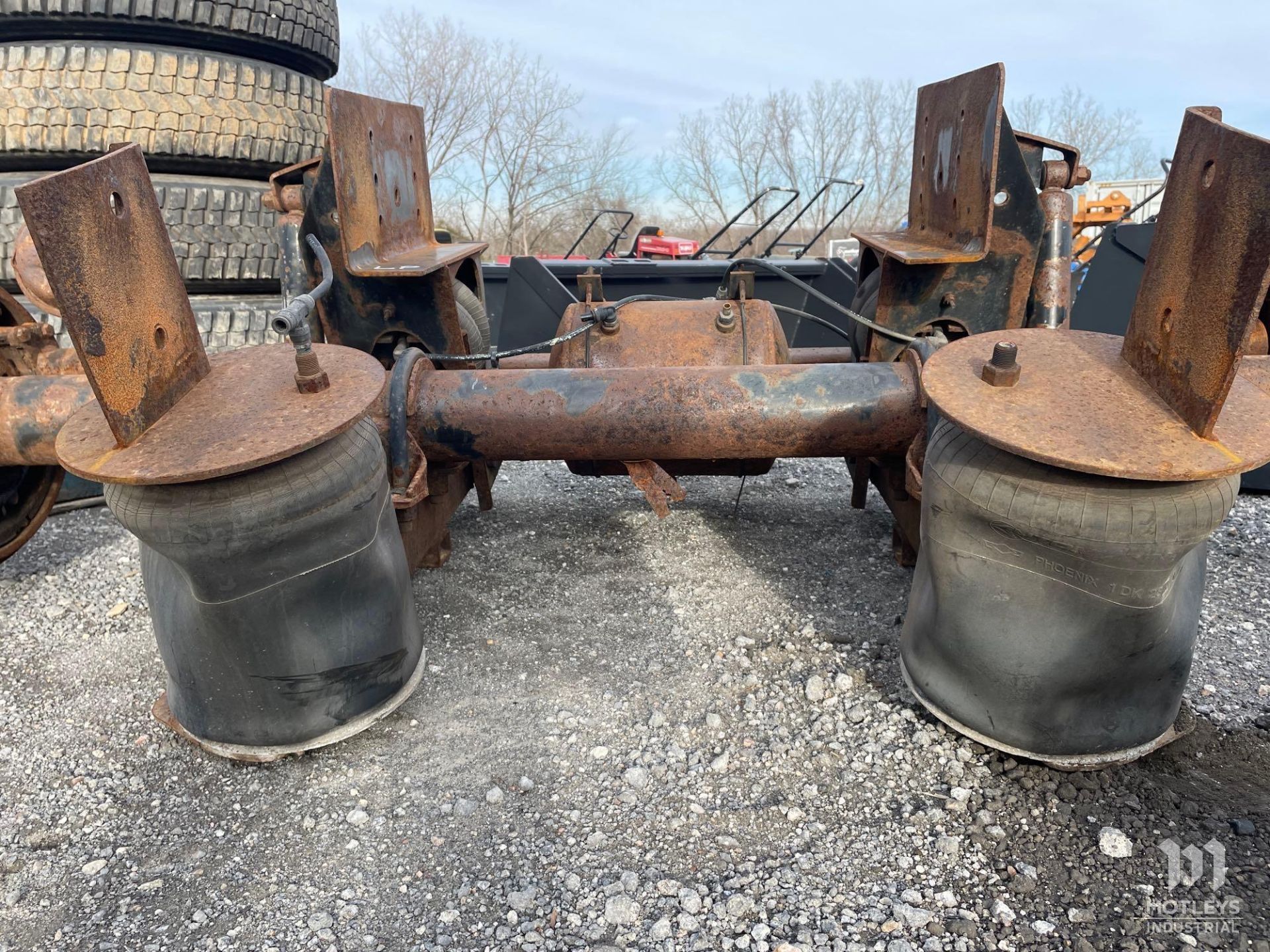 Truck Axle - Image 5 of 16