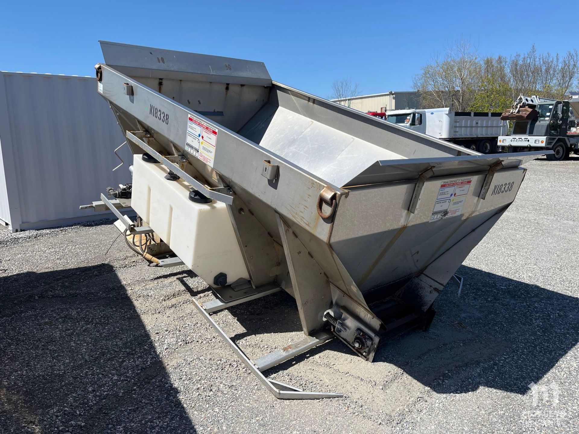 2002 Swenson EV150 10' Hydraulic Abrasive Spreader