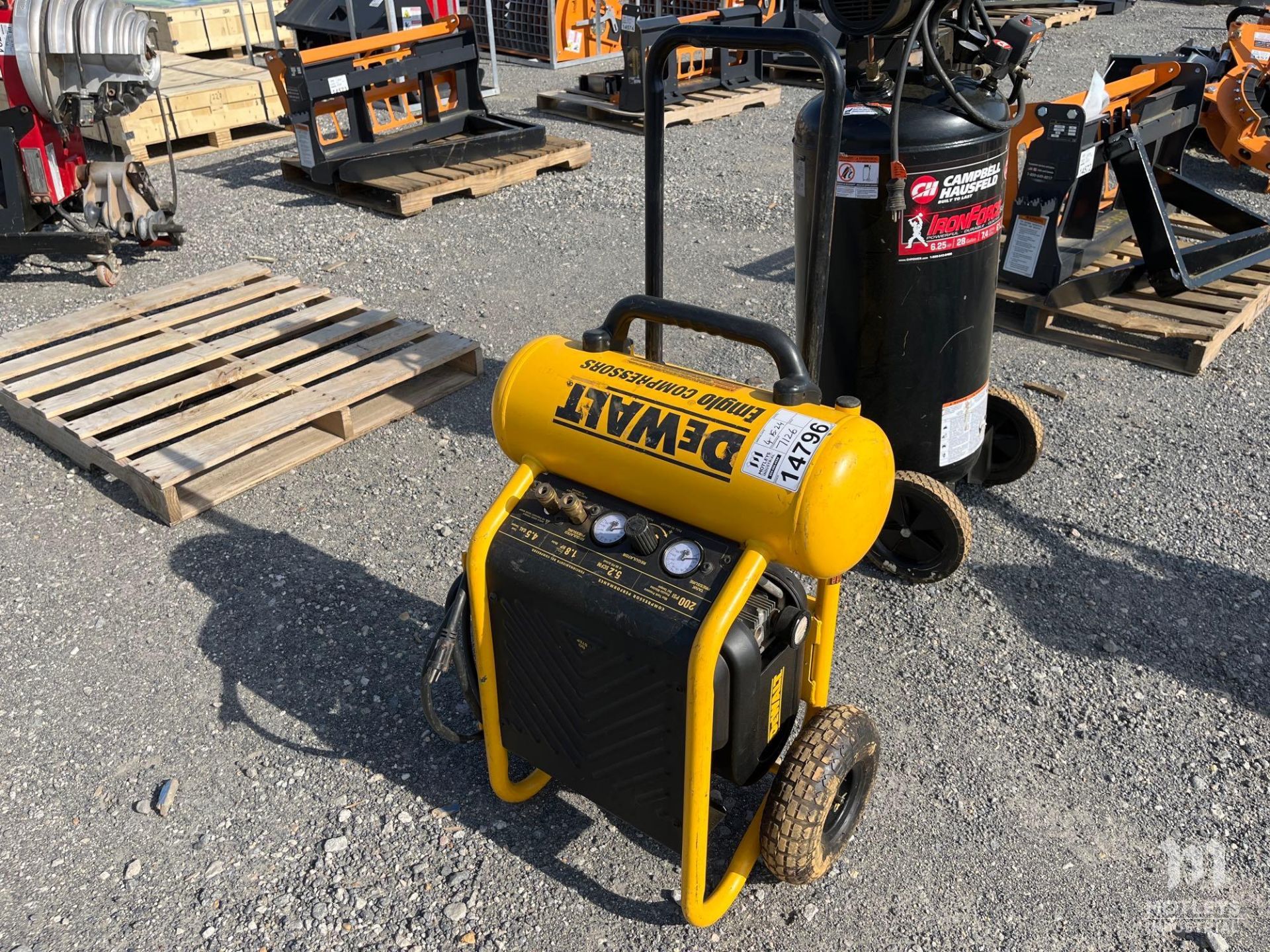 Dewalt D22146 Portable Air Compressor