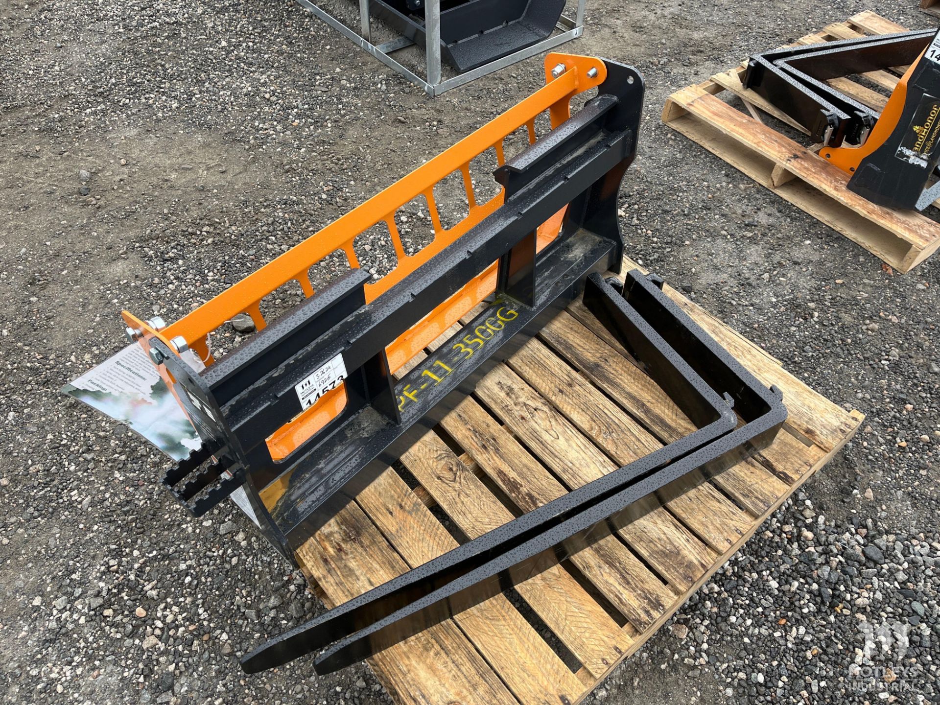 2023 LandHonor PF-11-3500G Skid Steer Pallet Forks - Image 5 of 5