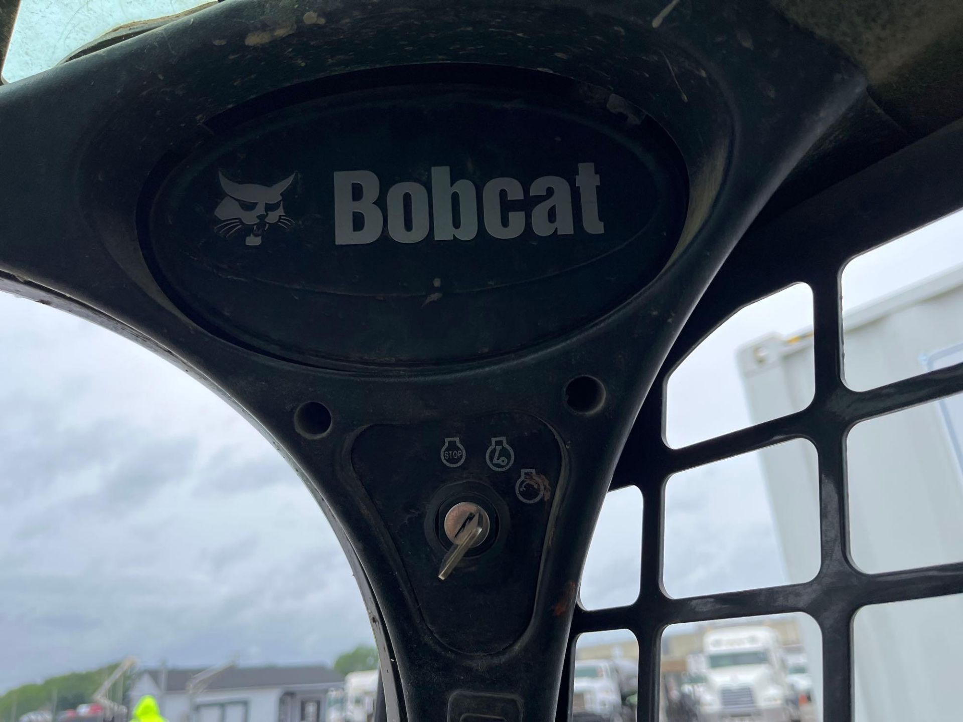 2017 Bobcat T550 Track Loader - Image 8 of 17