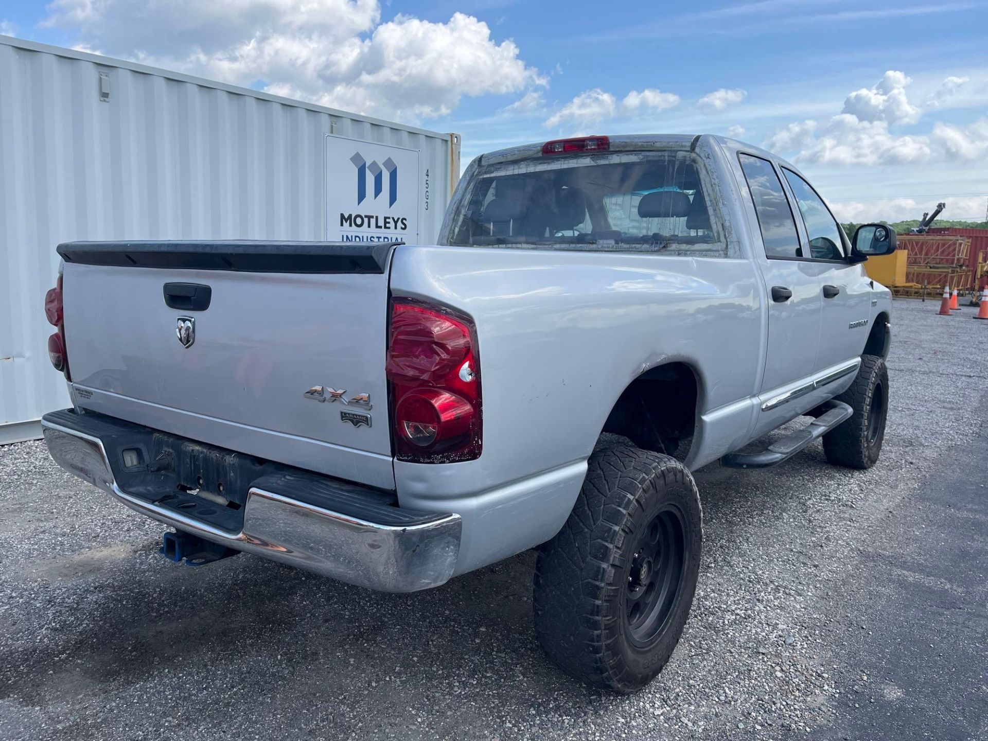 2007 Dodge Ram 1500 Crew Cab 4x4 Pickup Truck - Image 2 of 22