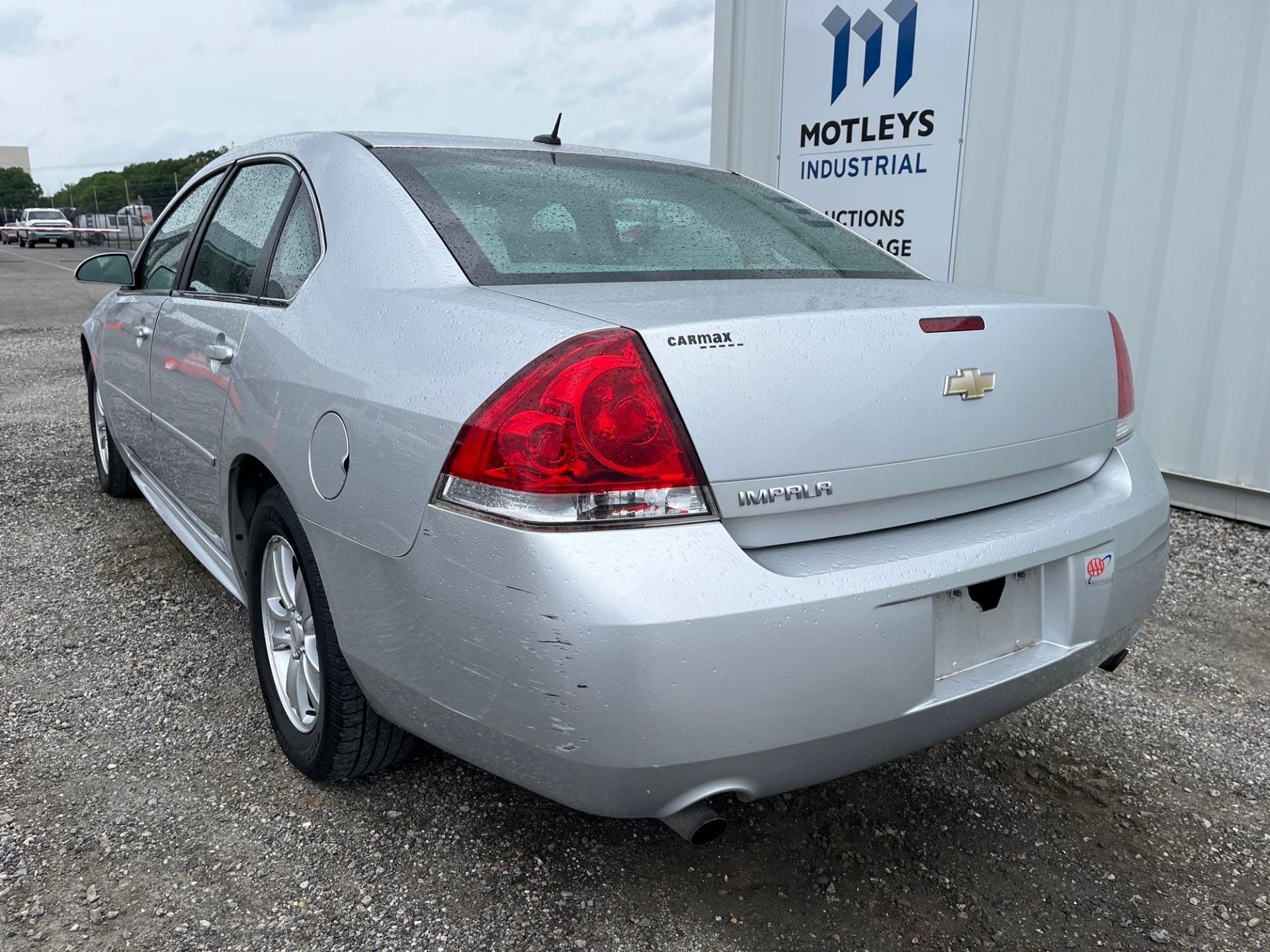 2012 Chevrolet Impala - Image 2 of 17