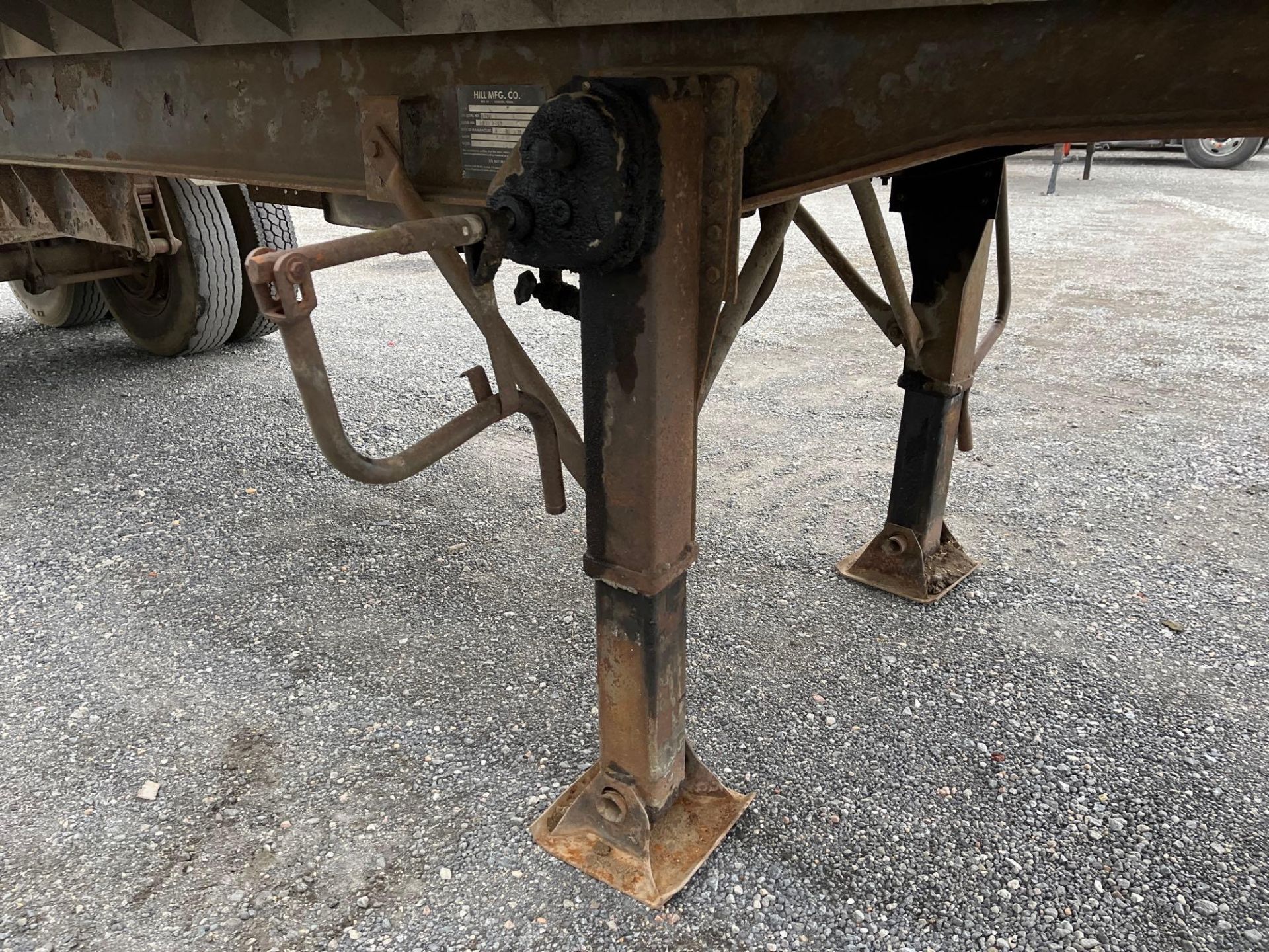 Hill ADT3166 Grain Trailer - Image 10 of 14