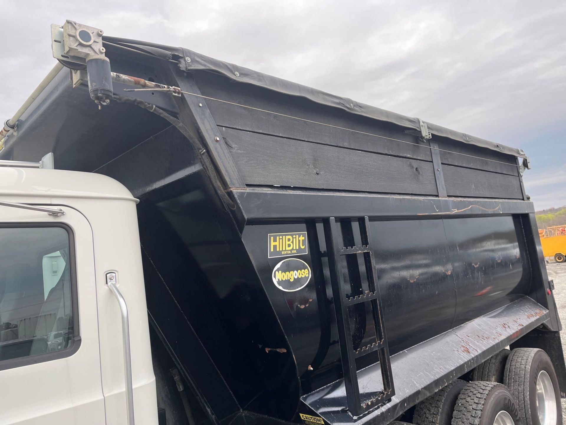 2020 Mack Granite GR64F Tri-Axle Dump Truck - Image 10 of 21