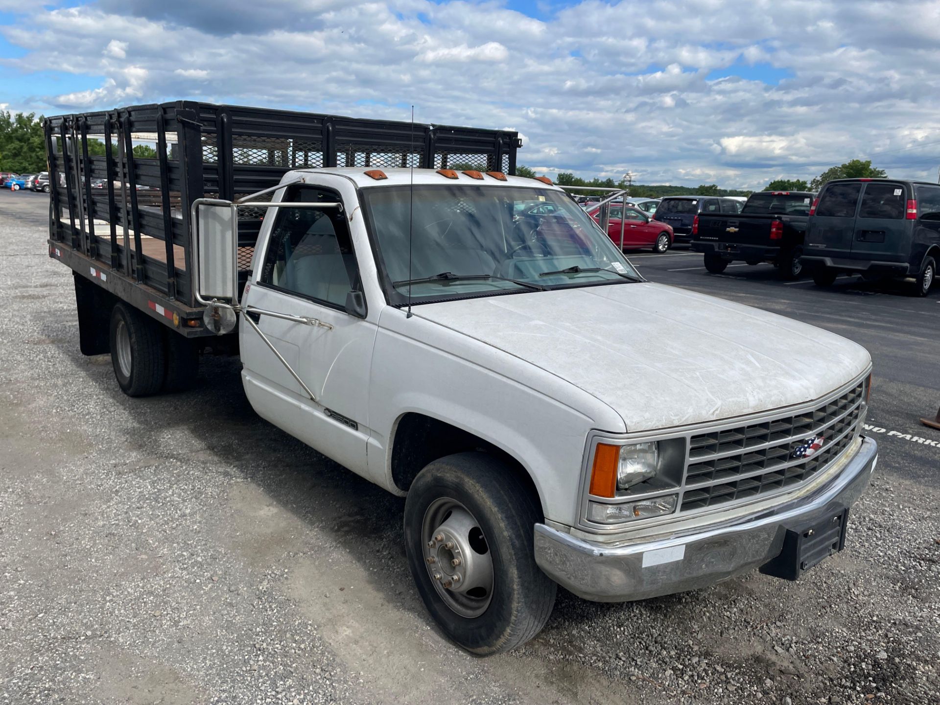 1991 Chevrolet Cheyenne Stake Body Truck - Image 4 of 19