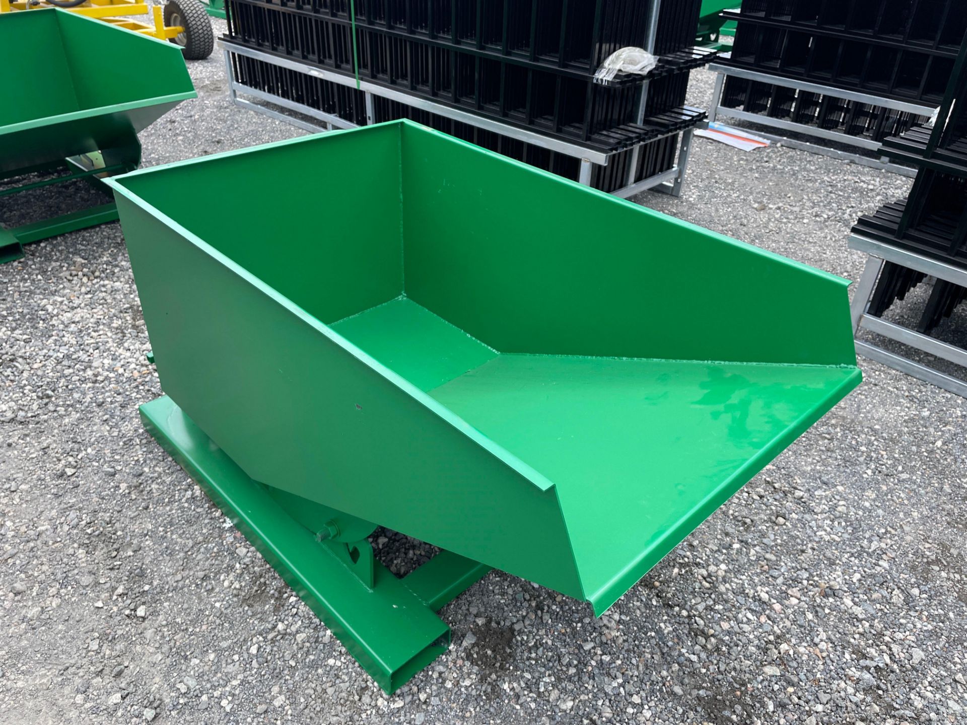 Diggit TG50 Carbon Steel Turnover Box / Hopper - Image 3 of 5