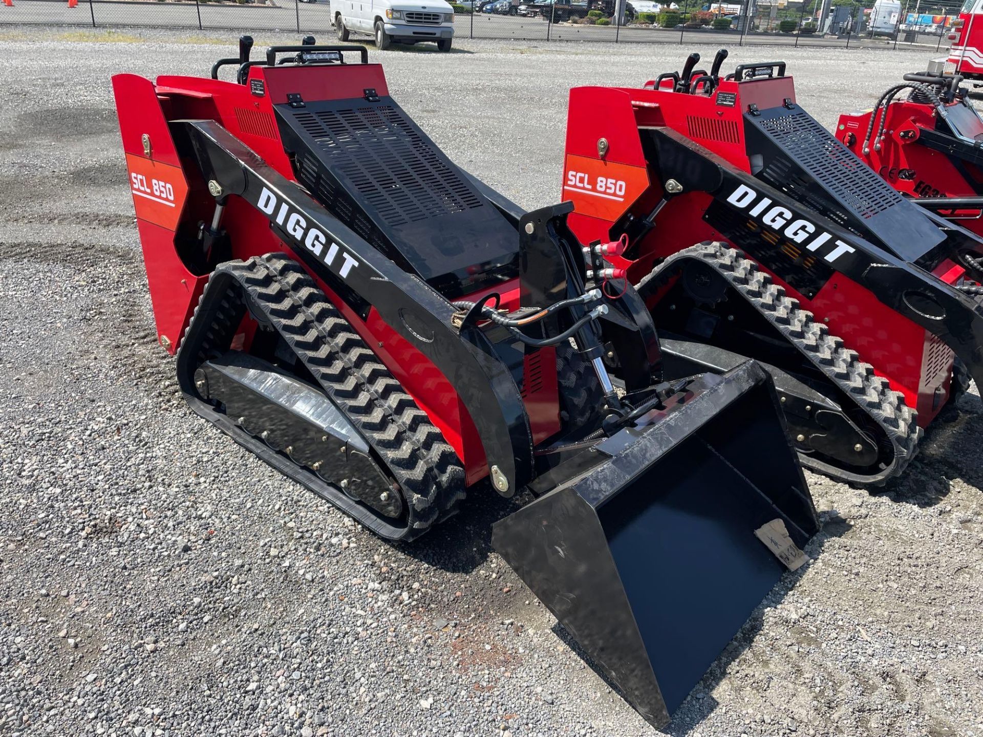 Diggit SCL850 Mini Skid Steer Loader