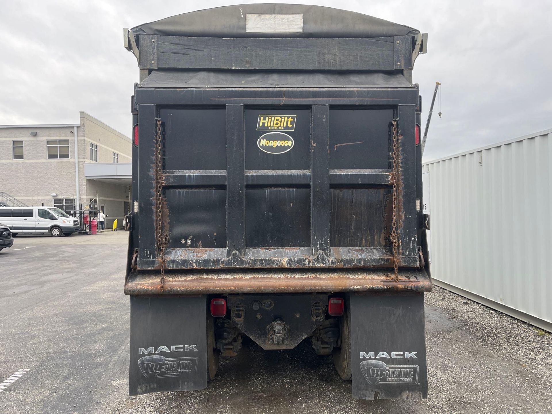 2020 Mack Granite GR64F Tri-Axle Dump Truck - Image 9 of 21