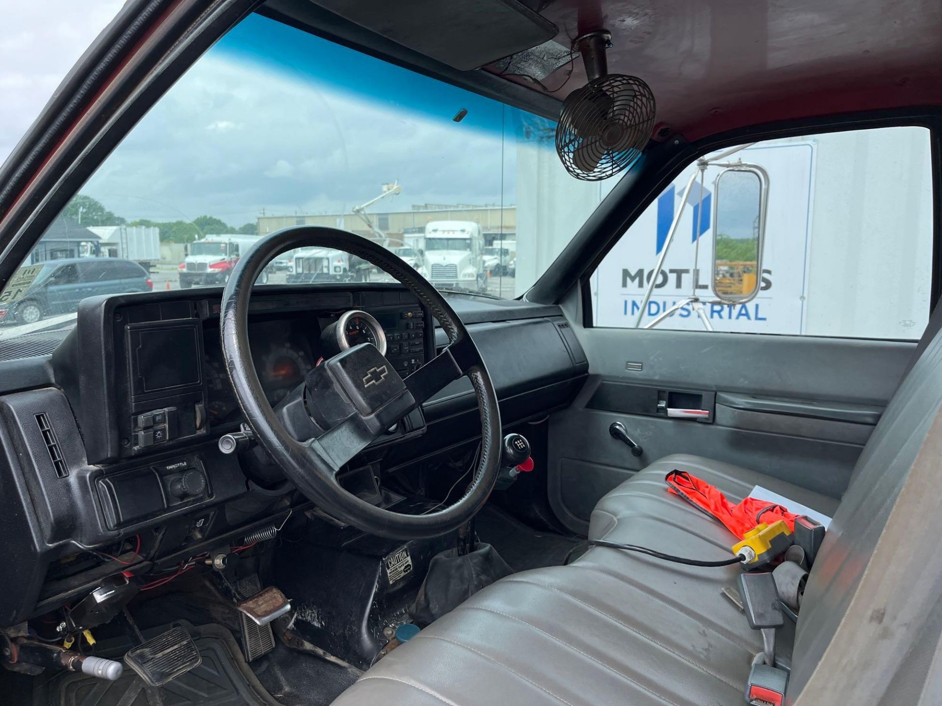 1990 Chevrolet Kodiak Single Axle Dump Truck - Image 6 of 21