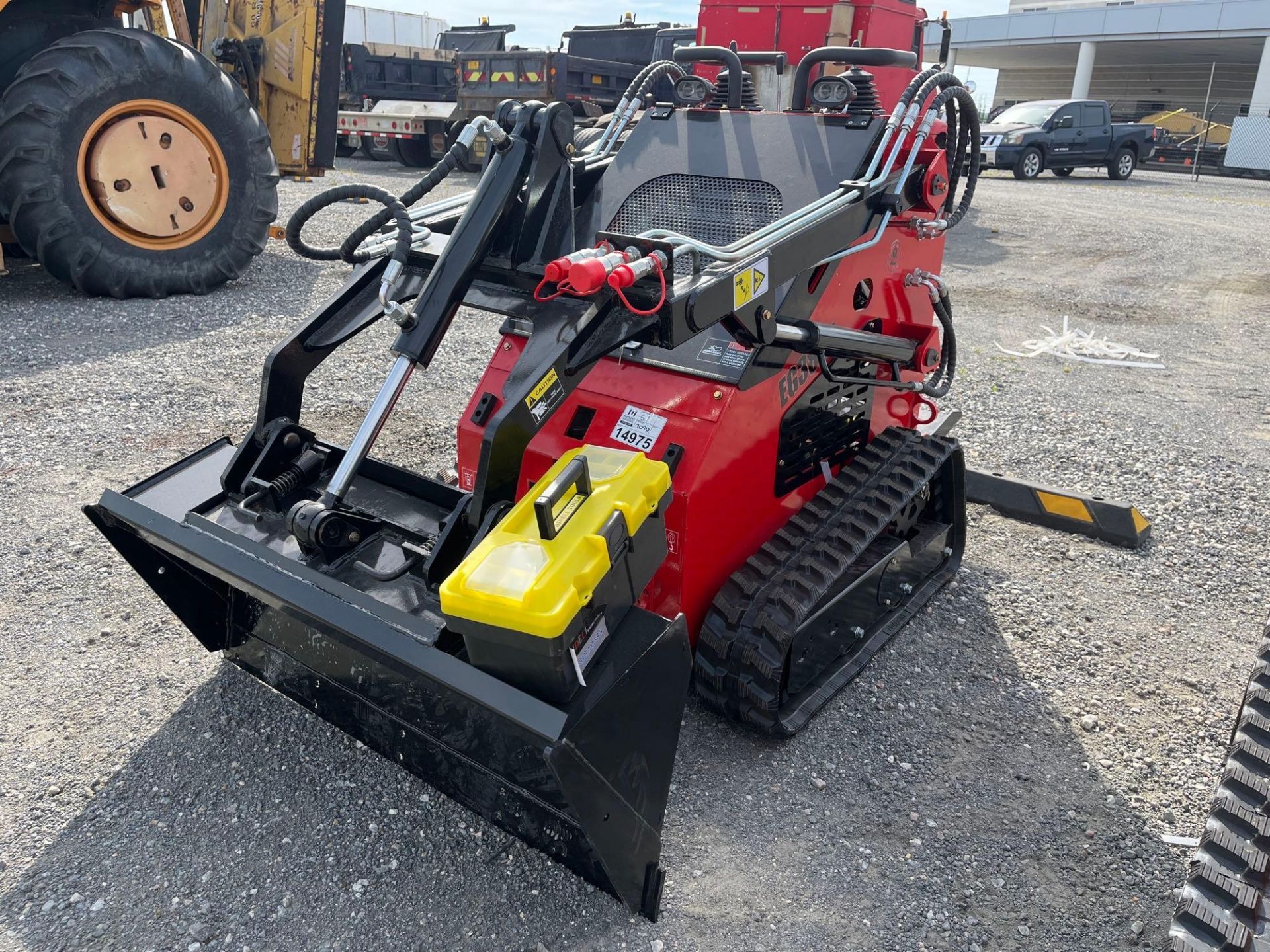 2024 EGN EG380T Skid Steer Loader - Image 2 of 14