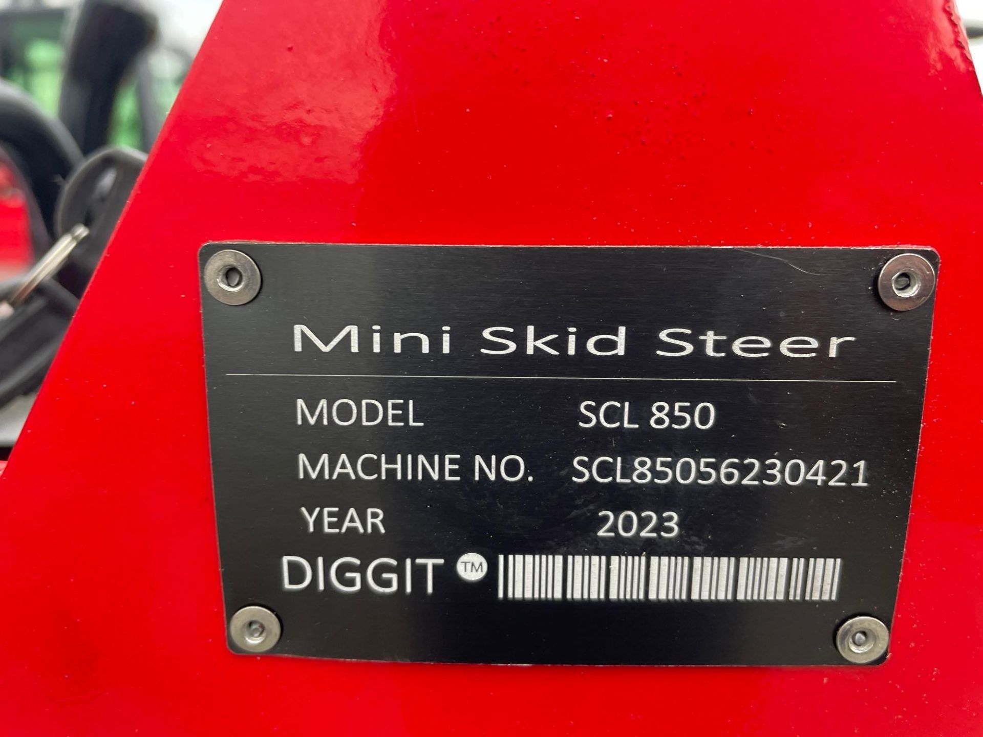 Diggit SCL850 Mini Skid Steer Loader - Image 5 of 14