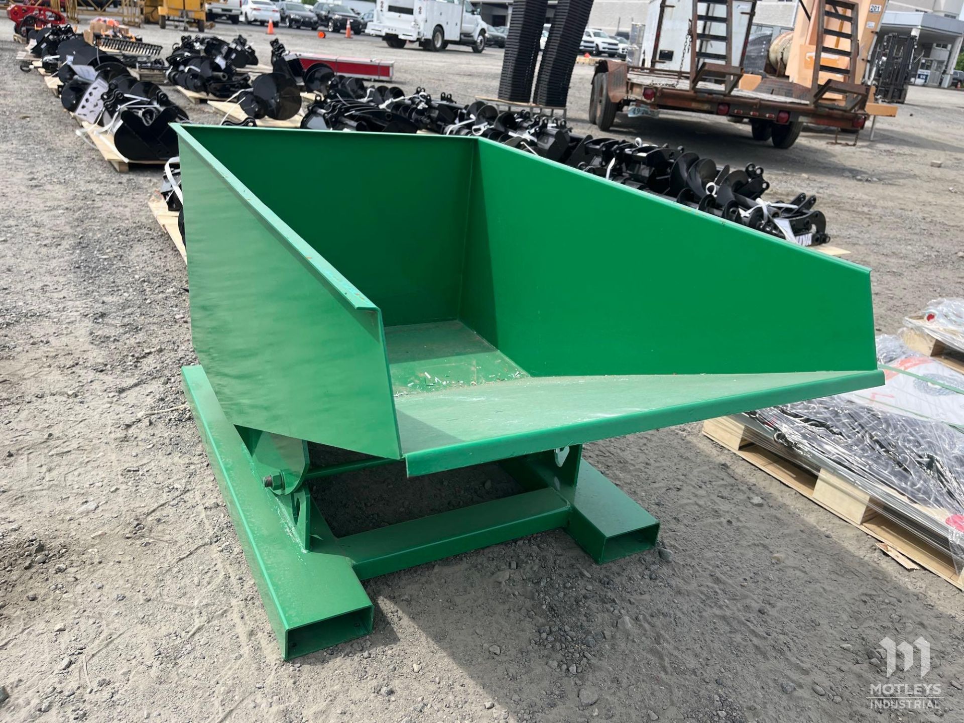 TG50 Carbon Steel Turnover Box / Hopper - Image 2 of 6