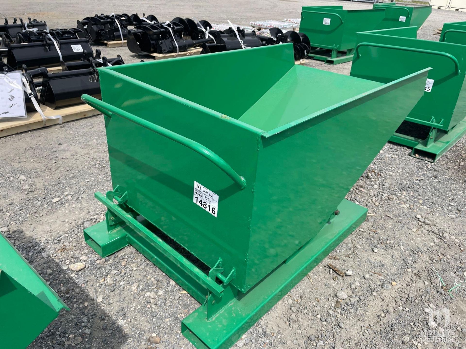 TG50 Carbon Steel Turnover Box / Hopper