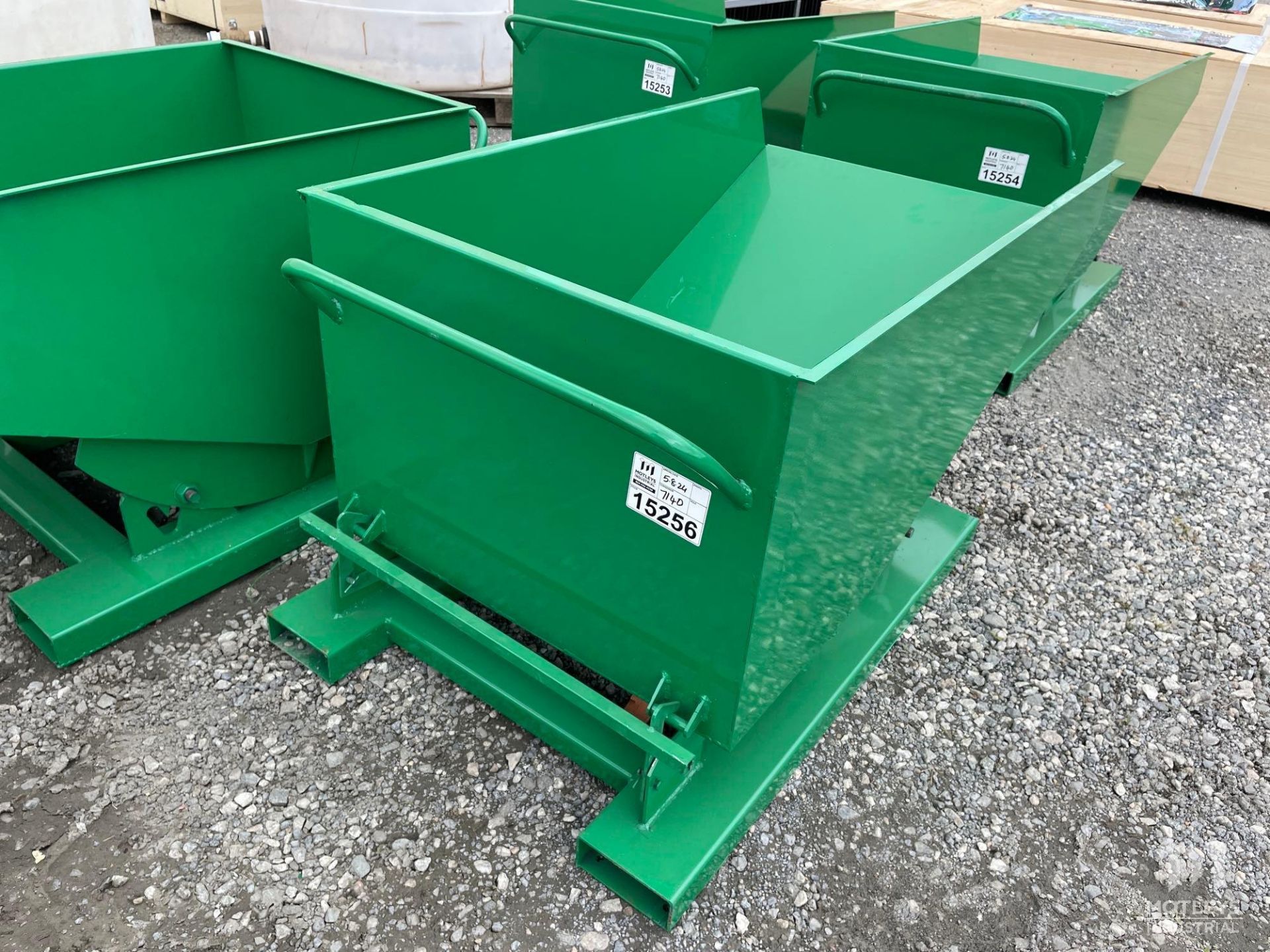 Diggit TG50 Carbon Steel Turnover Box / Hopper