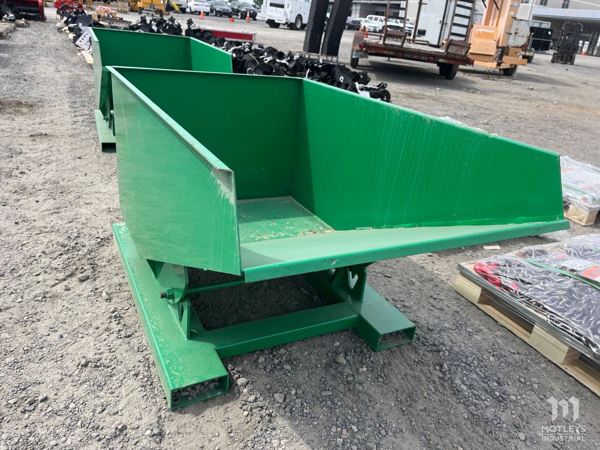 TG50 Carbon Steel Turnover Box / Hopper - Image 2 of 6