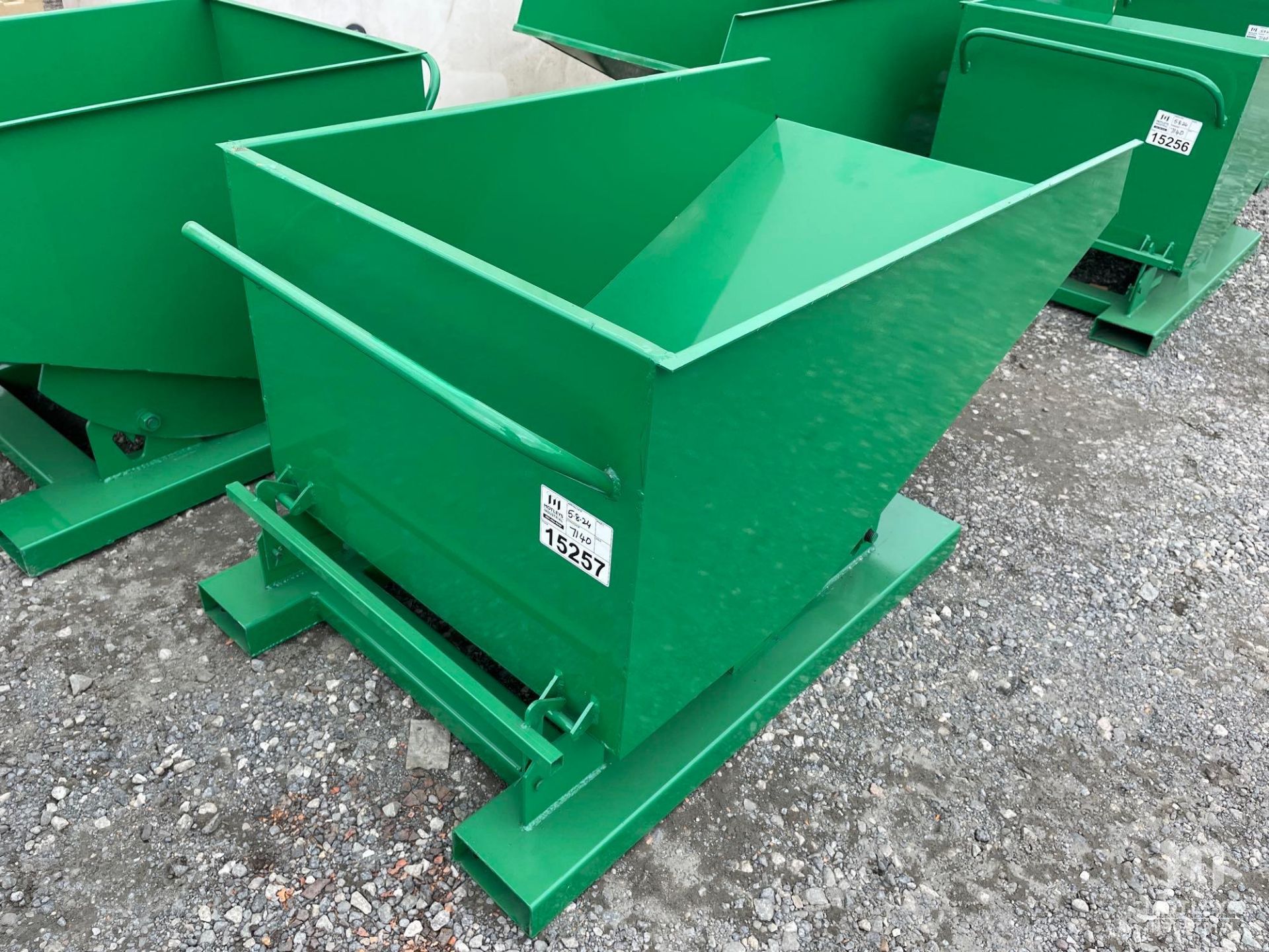 Diggit TG50 Carbon Steel Turnover Box / Hopper