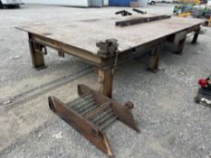 Steel Work Table With Cumberland Vise