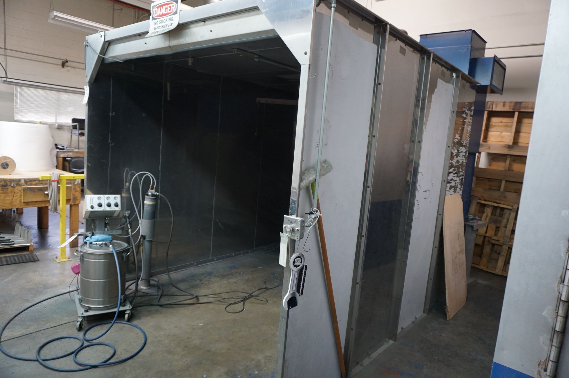 SPRAY BOOTH FOR POWDER COATING WITH EXHAUST AND FUME EXTRACTOR HOOD AND FILTER, RAMCO FINISHING - Image 8 of 13