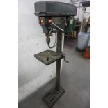 DRILL PRESS WITH CHUCK, DAYTON 1TMY3 1/2 HP MOTOR