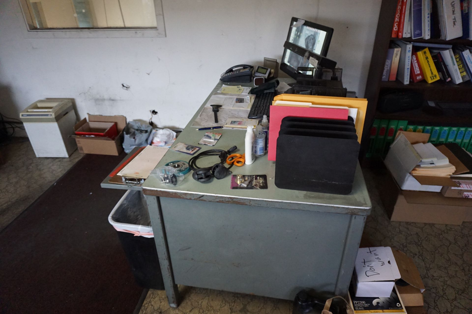 CONTENTS OF UPSTAIRS OFFICE TO INCLUDE: COMPUTER MONITORS, 2 DOOR STEEL CABINET, OFFICE DESK AND - Image 9 of 11