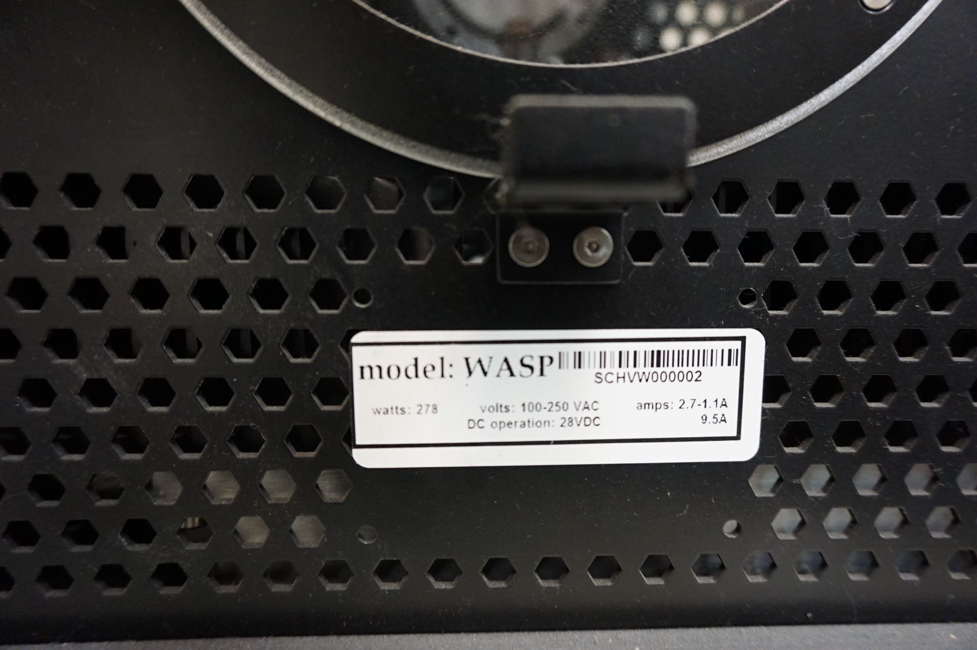 HIVE LIGHTING TO INCLUDE: (2) WASP 278 WATT LIGHTING FIXTURES, (1) HIVE POWER SUPPLY - Image 4 of 6