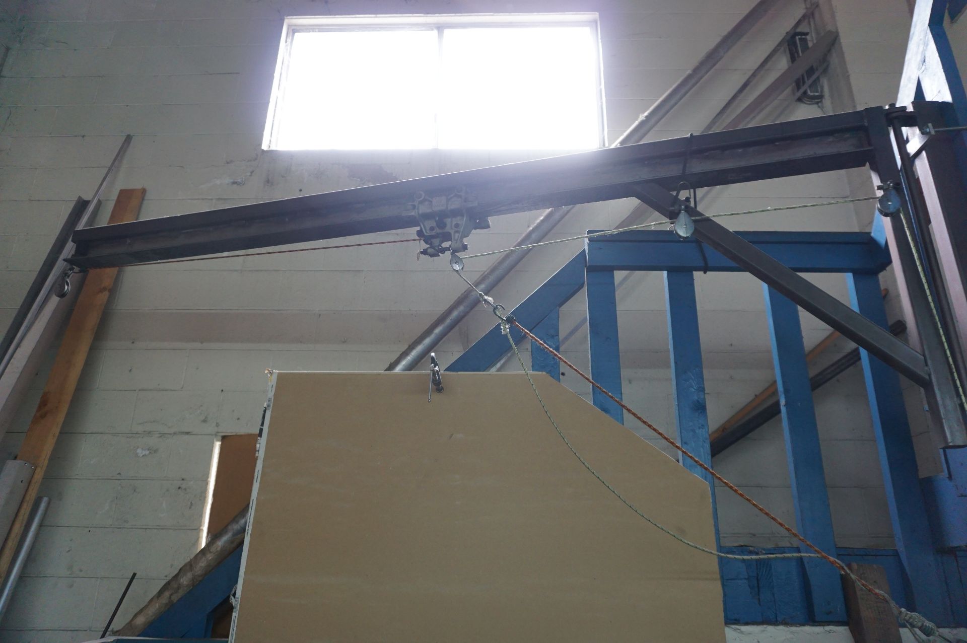 SUPPORT AREA NEAR STAIRS WITH CONTENTS TO INCLUDE: (1) JIB CRANE WITH ROPE PULLEY AND ROLLERS, - Image 5 of 7