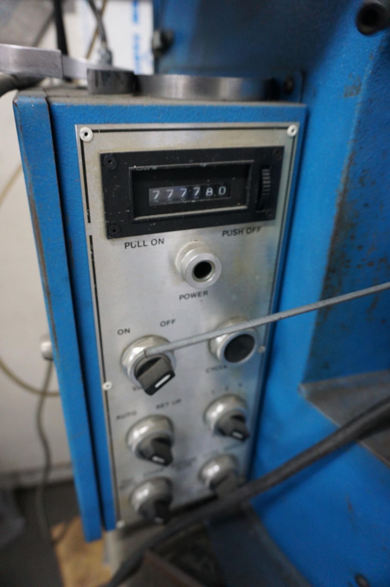 PEMSERTER PS-500 HARDWARE INSERTION MACHINE S/N 500A016, 6 TON CAPACITY *PLEASE NOTE FOR PARTS, - Image 3 of 5