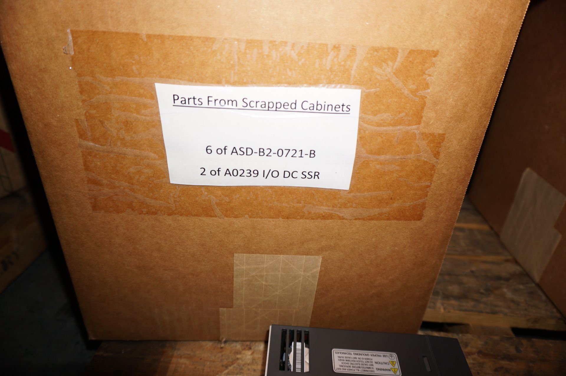 CONTENTS OF PALLET TO INCLUDE BUT NOT LIMITED TO: (6) DELTA ASD-B2-0721-B AC SERVO DRIVES, (2) A0239 - Image 2 of 5