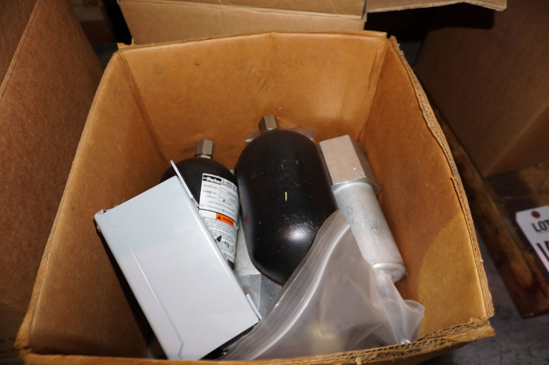 CONTENTS OF PALLET TO INCLUDE BUT NOT LIMITED TO: FUSES, PLUGS, CONTACTS, SOLENOIDS, SWITCHES, - Image 4 of 5