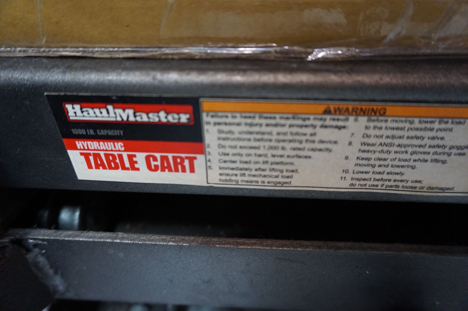 HAUL MASTER 1000 CAPACITY HYDRAULIC TABLE CART *NO CONTENTS CART ONLY* - Image 2 of 2