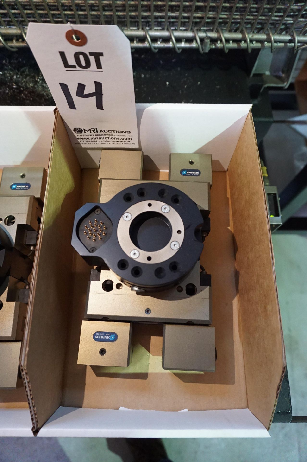 SCHUNK ELECTRIC GRIPPER ASSEMBLY FOR ROBOT, CELLRO 2 JAW DUAL GRIPPER - Image 2 of 3