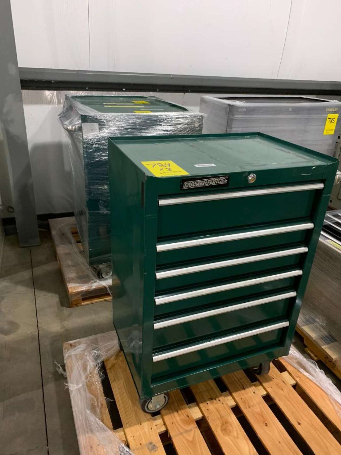 Masterforce Jumpbox (3x) Masterforce 6-Drawer Toolboxes