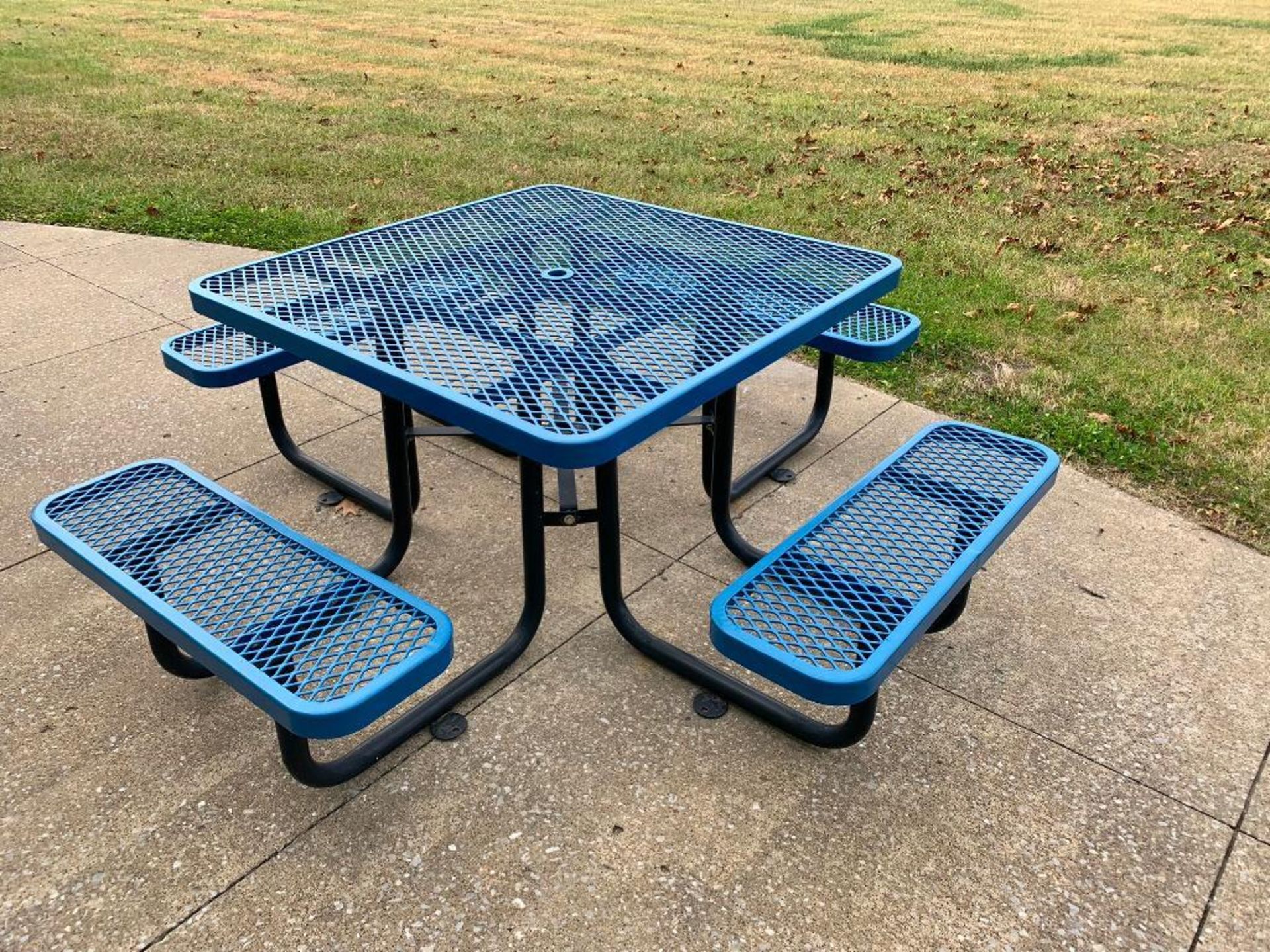 (8x) Global Square Outdoor Tables - Image 4 of 6