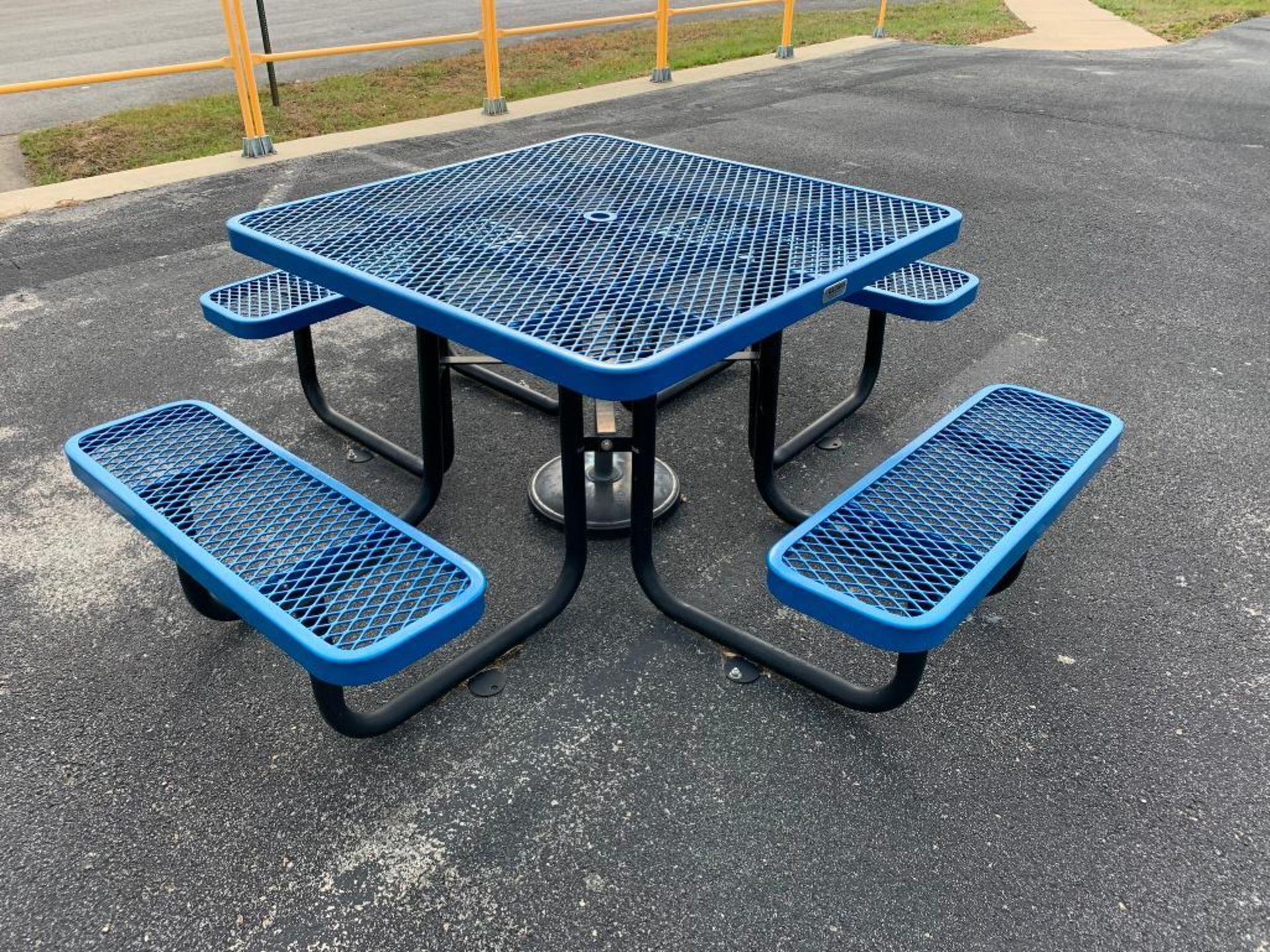 (8x) Global Square Outdoor Tables - Image 2 of 6