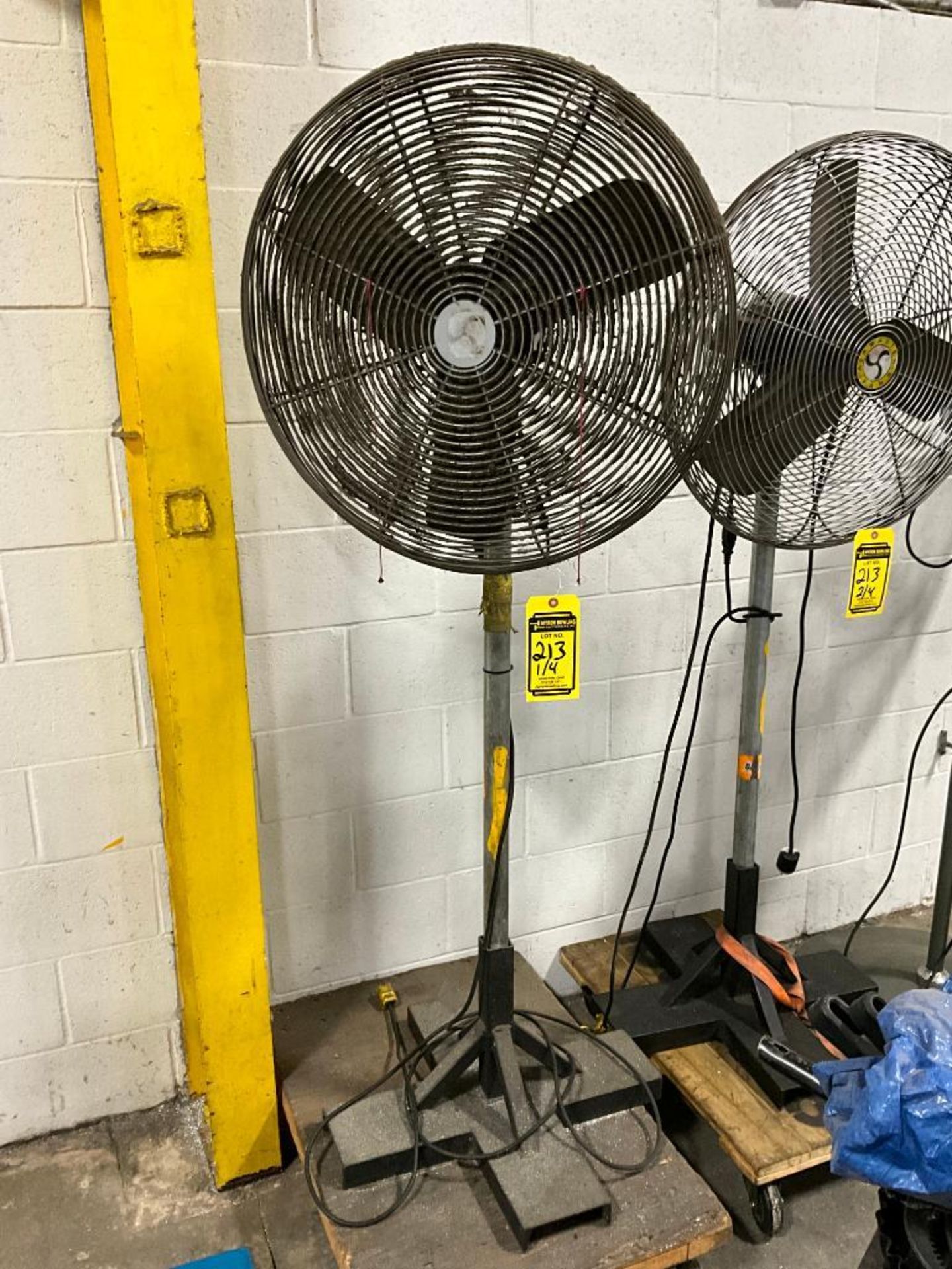 (4) Shop Fans;(2) 27" & (2) 29" - Image 3 of 8