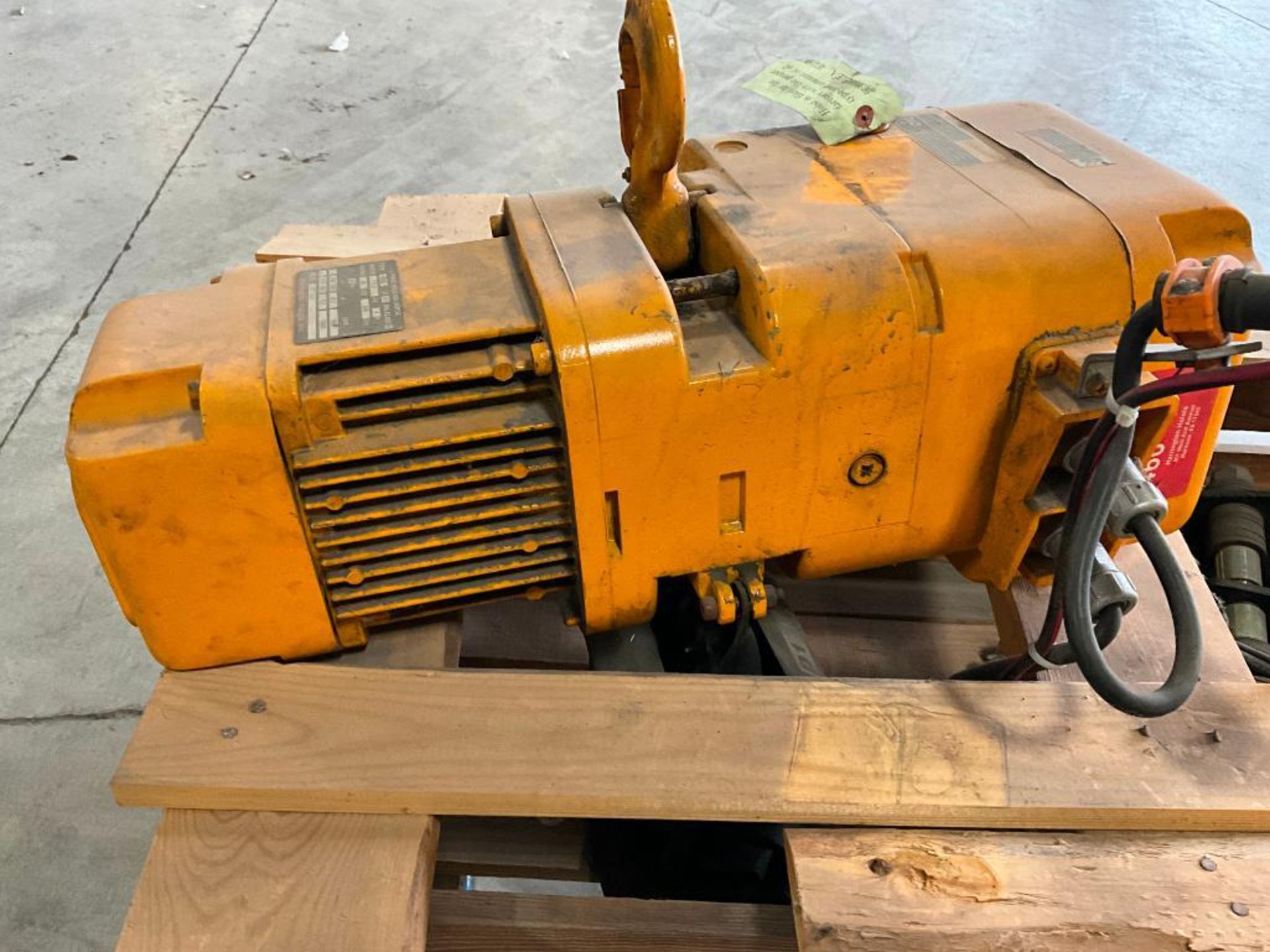 Dayton 1-Ton Hoist, Model 3TB94, Power Supply, 460/3/60, Harrington 1-Ton Hoist, Lot No. ER1A 79SY37 - Image 9 of 21