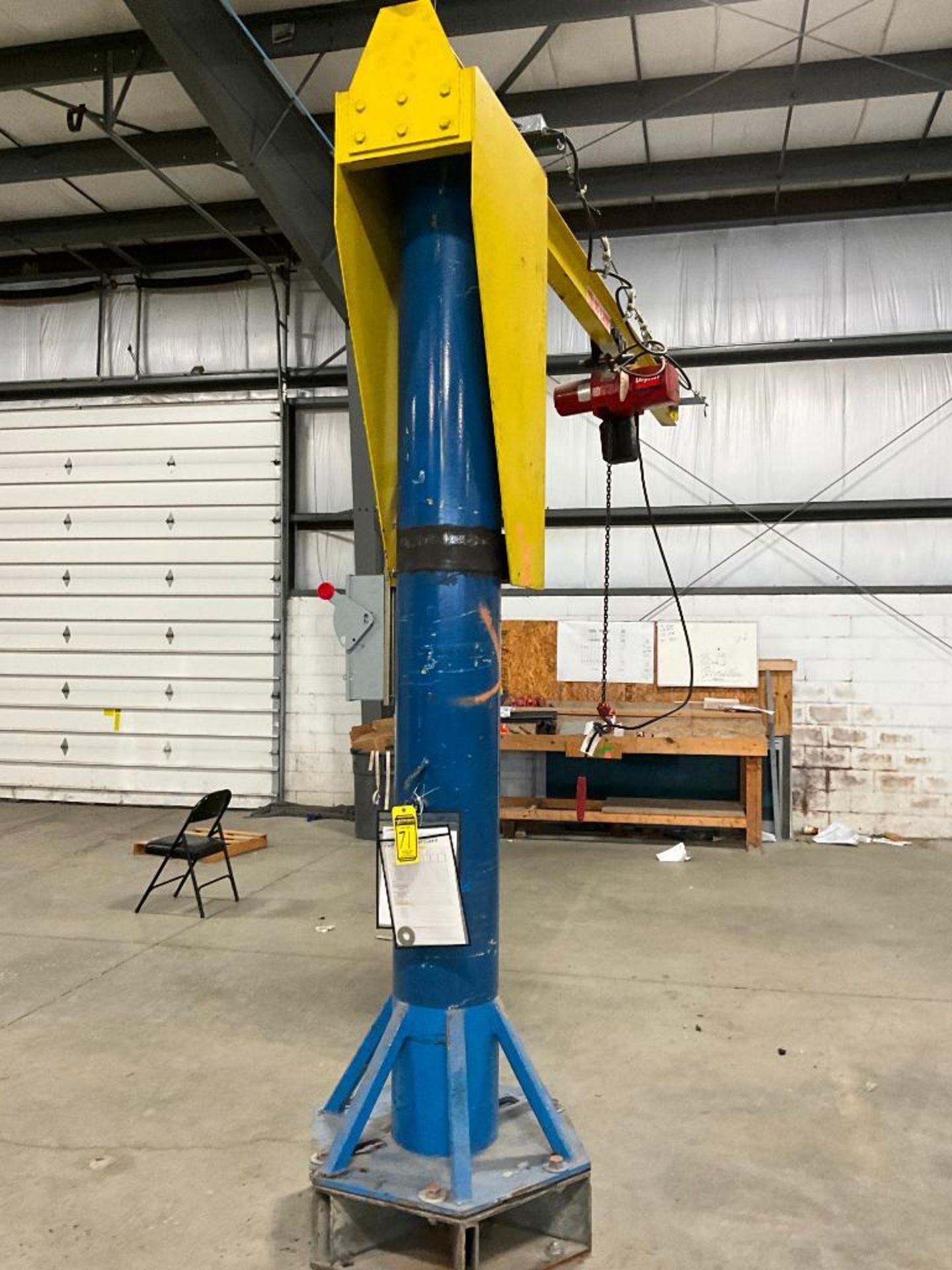 Swivel Crane, Dayton Hoist on Trolley 1/2- Ton Hoist, 137" H, 13' Reach - Image 3 of 15