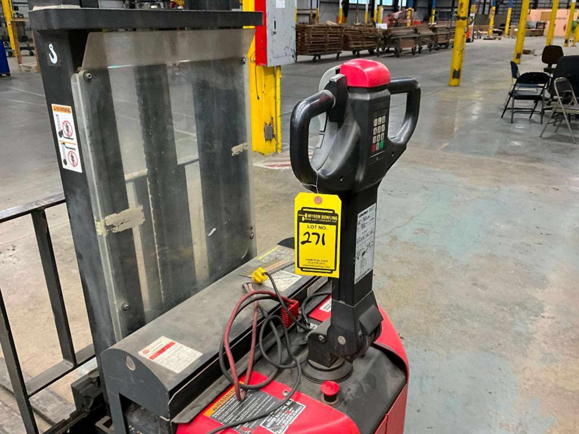 Raymond Model Rsc40 Raymond Walkie Pallet Stacker, Model RAS25, Type E