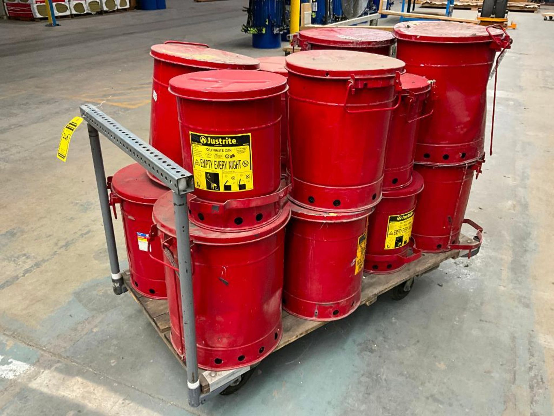(16) Justrite Oily Waste Cans, (7) Model 09100 & (9) Model 09500 - Image 2 of 9