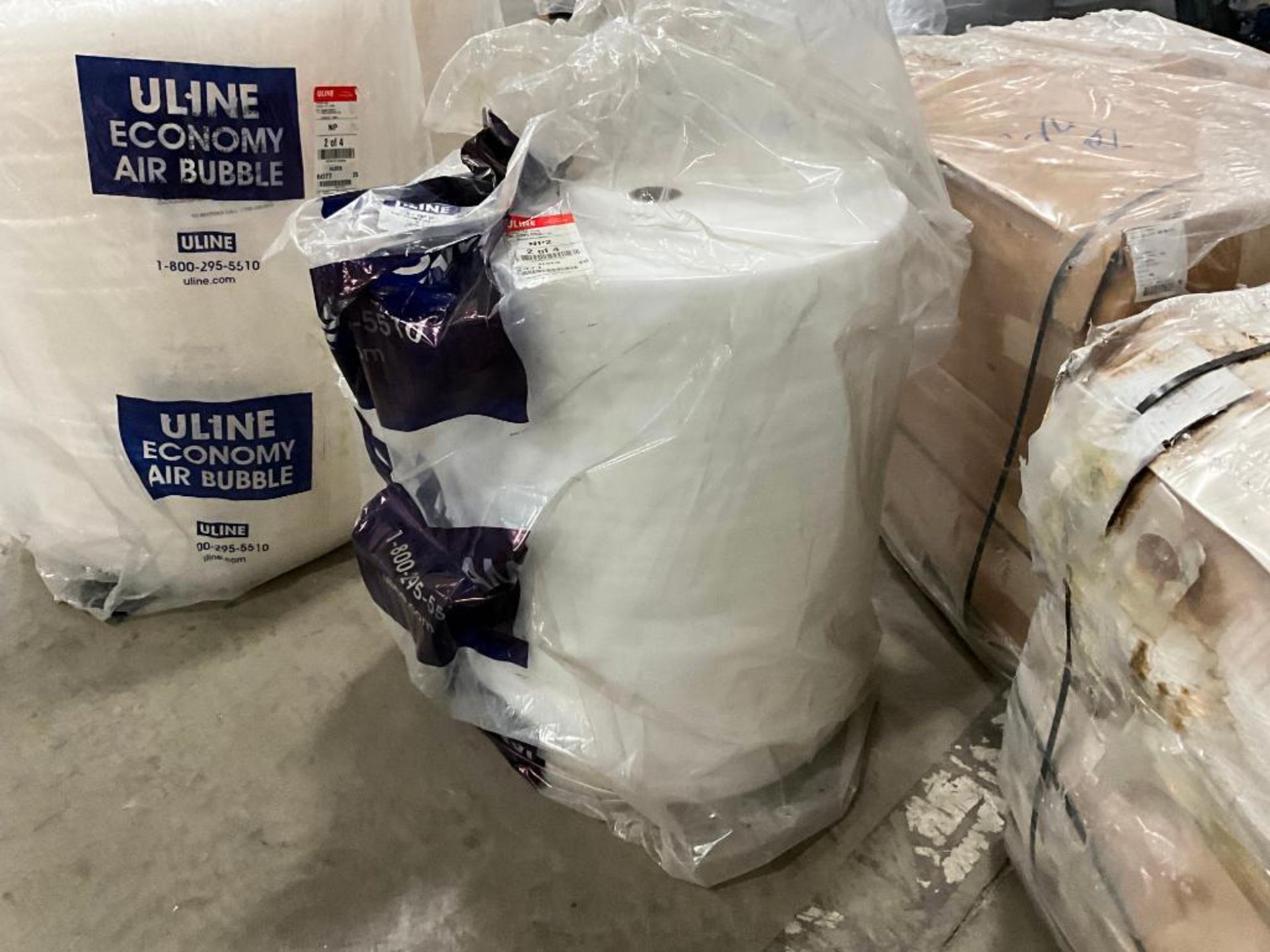 Uline Economy Air Bubble Wrap, 3/16" x 48" x 750', Perfed 12", (2) Rolls in 48" BDL, 1/2 Roll Uline - Image 5 of 16