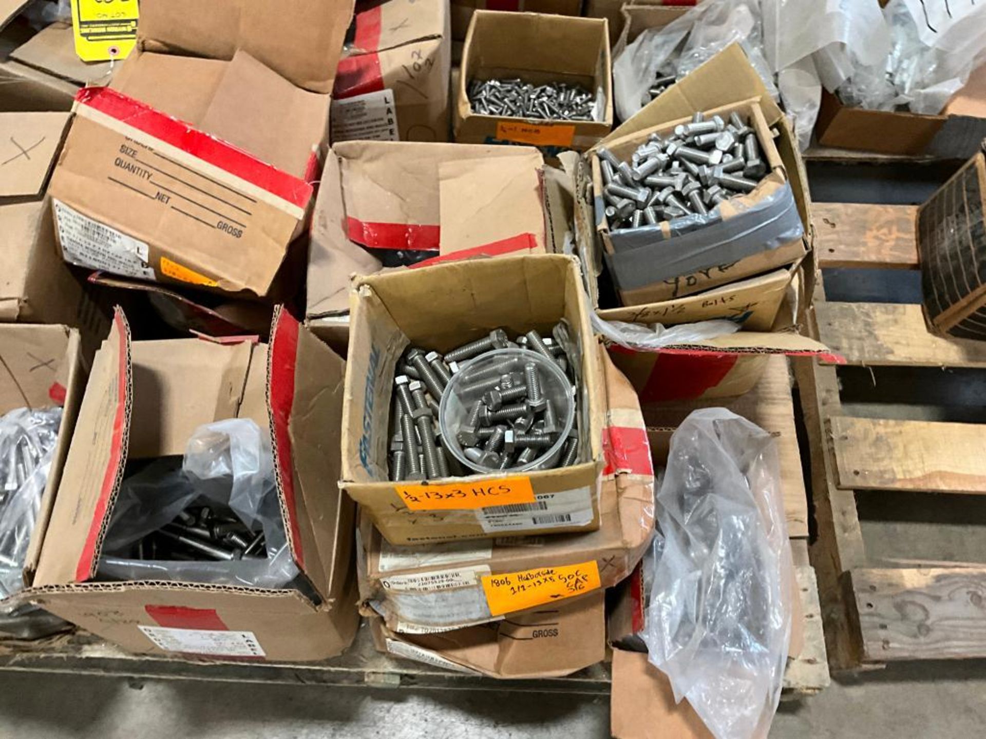 Pallets of Bolts, Nuts, Washers, Screws, 1-1/2" Square Tubing; 2=10' & 1= 6-1/2', Plastic Spacers, W - Image 113 of 124