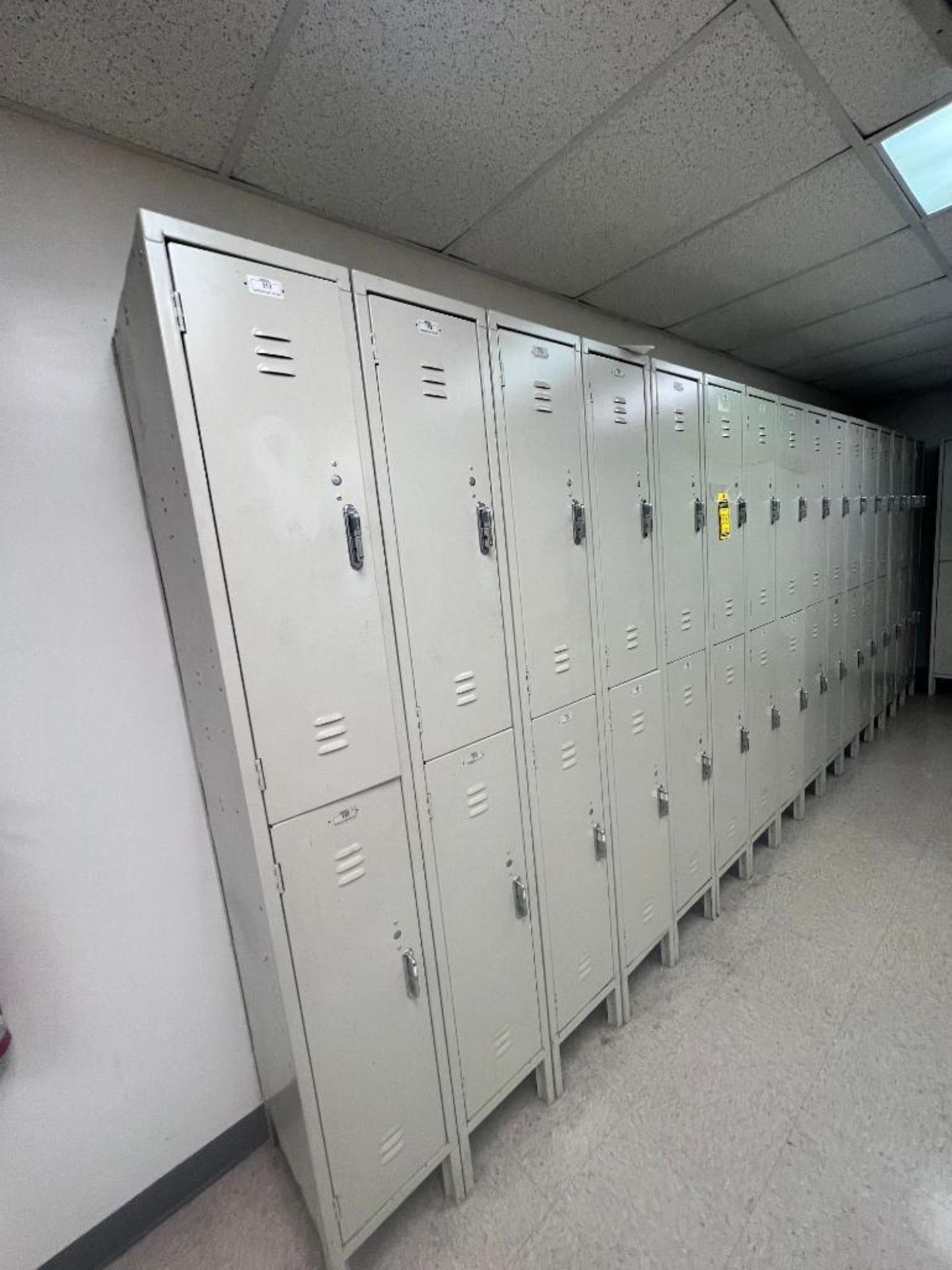 (32) Wesco Lockers ($100 Loading fee will be added to buyers invoice)