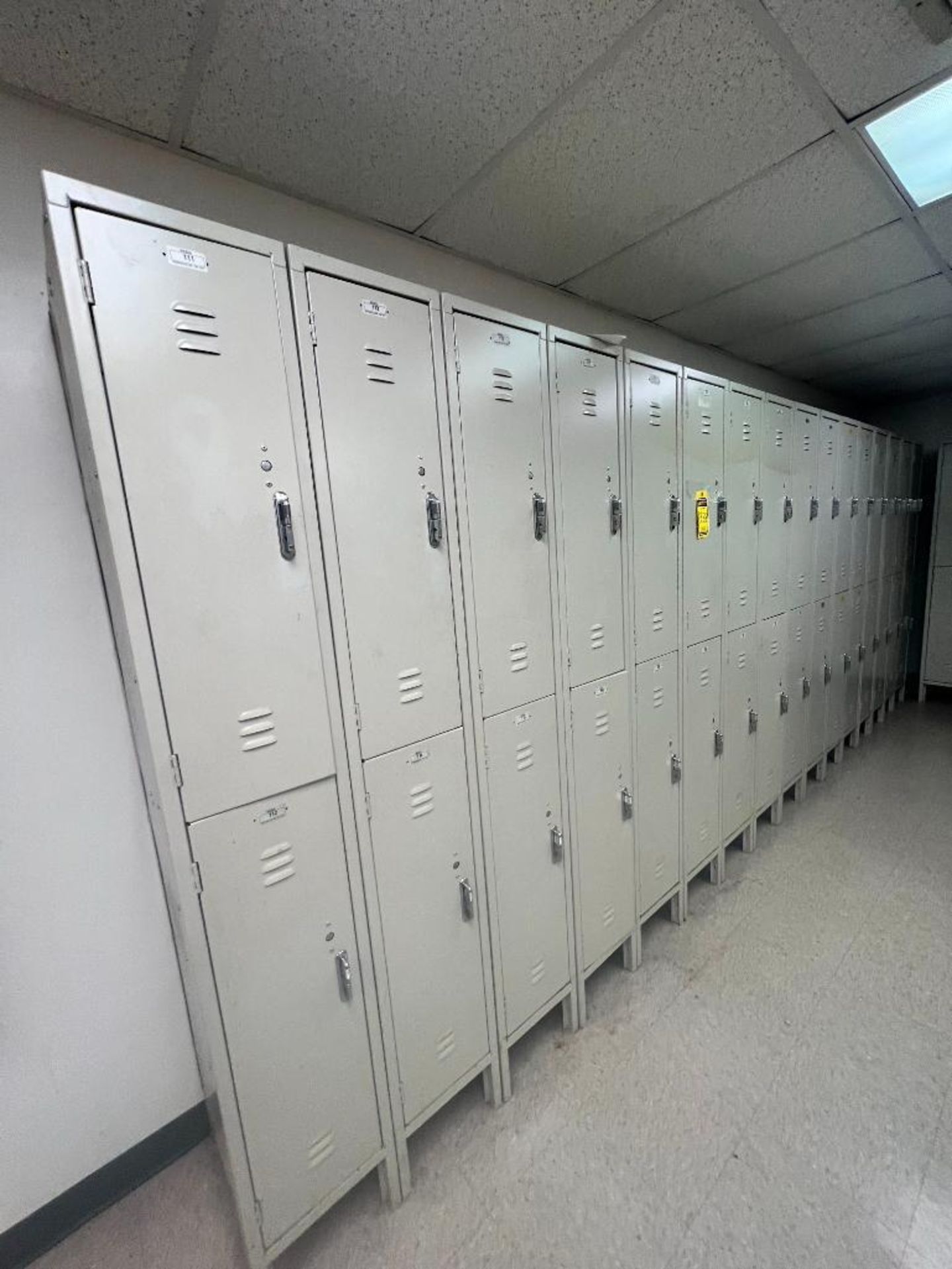 (32) Wesco Lockers ($100 Loading fee will be added to buyers invoice) - Image 2 of 3