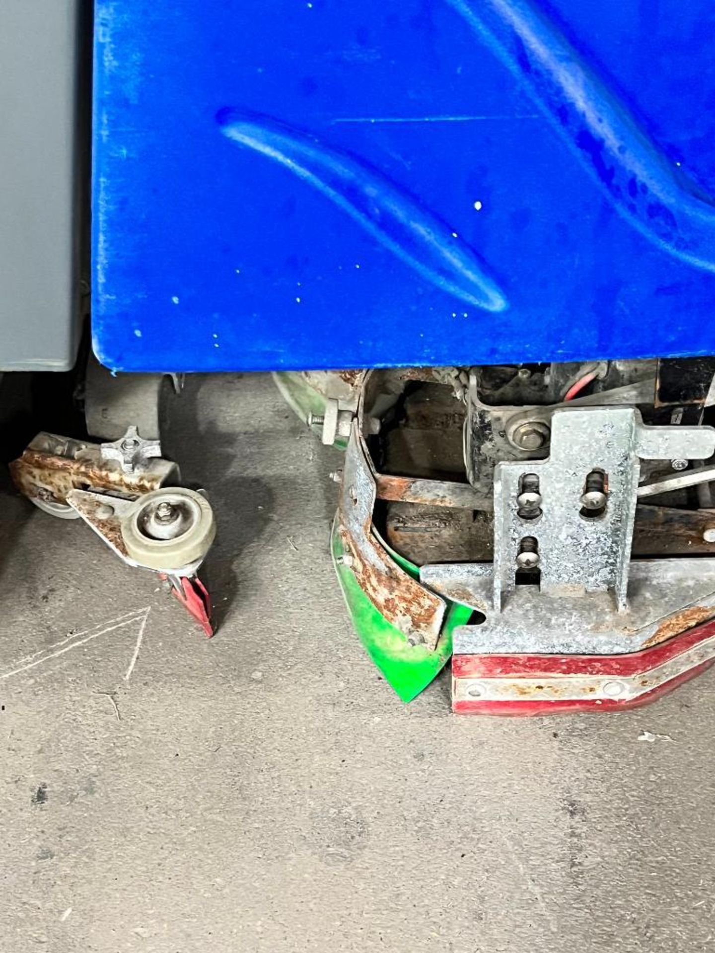 Windsor Chariot iScrub Floor Scrubber - Image 7 of 7