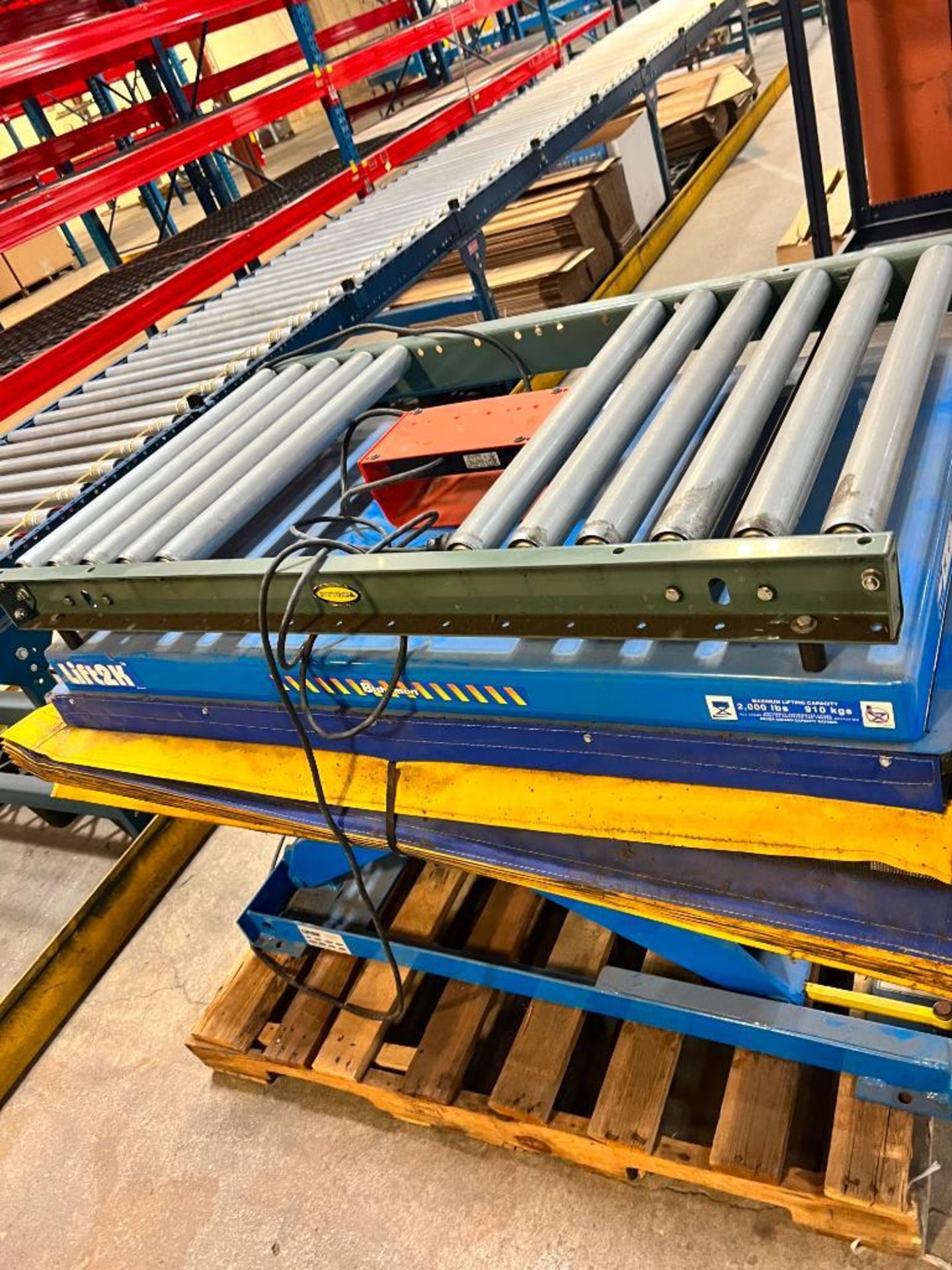Bishamon Lift2K Lift Table w/ Mounted Hytrol Gravity Conveyor & Foot Pedal, 2,000 LB. Lift Capacity - Image 3 of 3