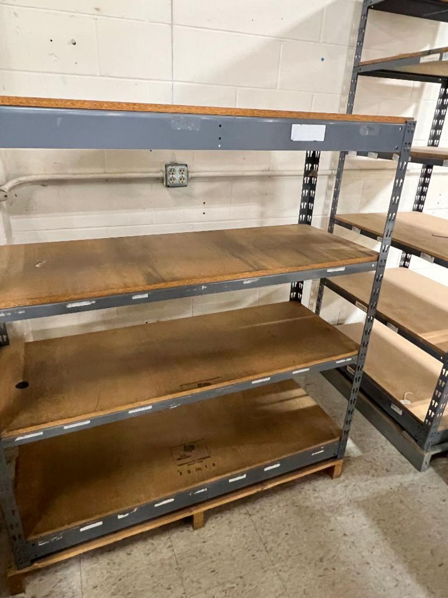 (5x) Republic Wedge Lock Shelving, Assorted Sizes - Image 3 of 3