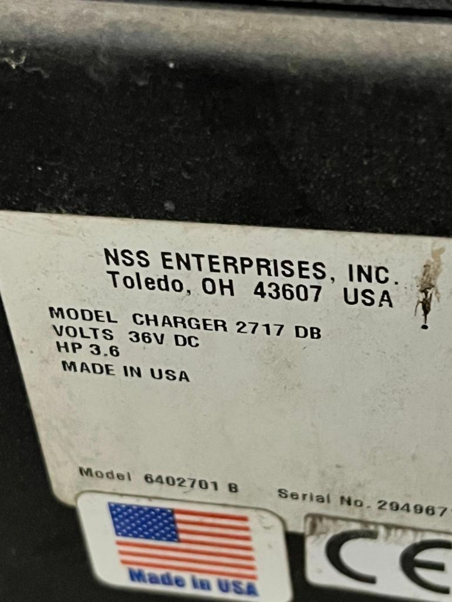 NSS Enterprises Model Charger 2717 DB Floor Scrubber, Model 6402701B, S/N 29496710 - Image 4 of 6